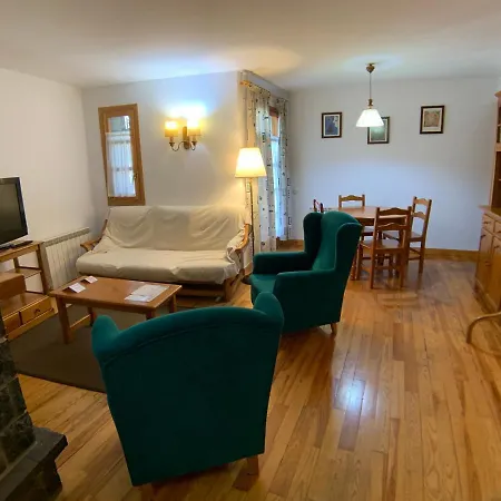 B35 - Edif. Sayo Iv - Villmor Apartment Benasque